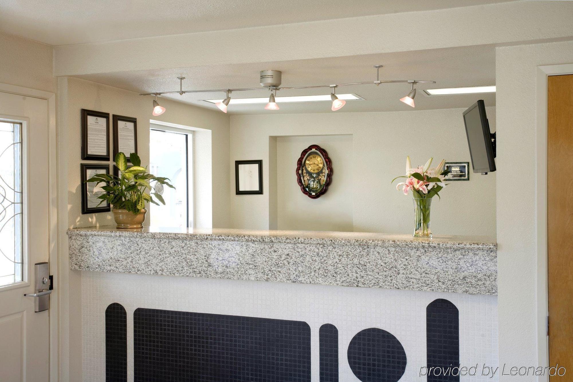 Turlock Inn Motel 2*